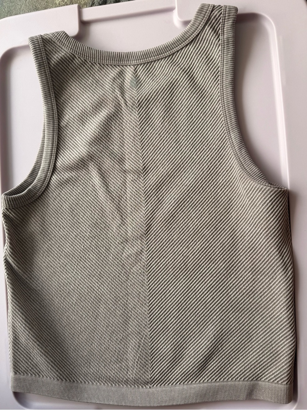 Harmony Balance Taupe Ribbed Chevron Seamless Crop Tank Top Medium - Picture 3 of 6